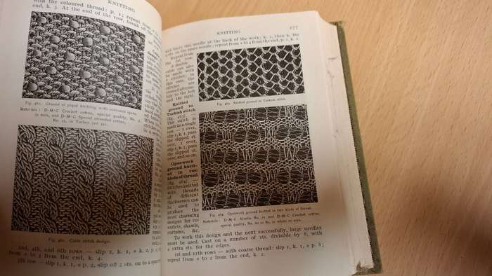 Encyclopedia of Needlework by TH. De Dillmont  (Hardcover)
