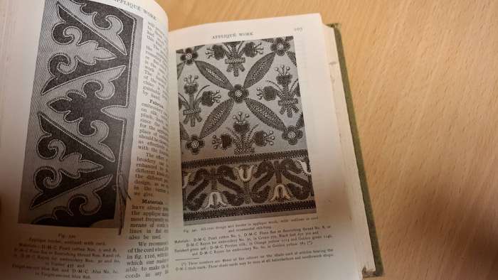 Encyclopedia of Needlework by TH. De Dillmont  (Hardcover)