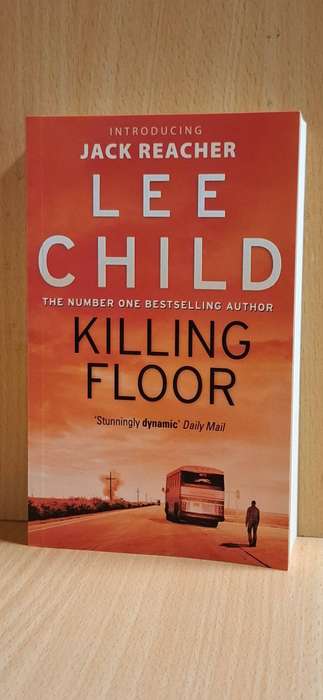 Killing Floor : Lee Child (Small Paperback)  NEW CONDITION