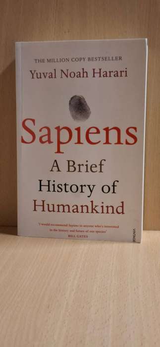 Sapiens - A Brief History of Humankind : Yuval Noah Harari  (Paperback)  NEW CONDITION