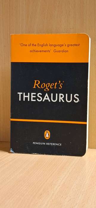 Roget`s Thesaurus (Paperback)