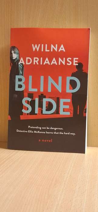 Blind Side : Wilna Adriaanse  (Paperback)  NEW CONDITION