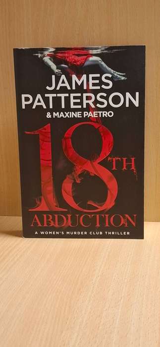 The 18th Abduction : James Patterson  (Large Paperback)  NEW CONDITION
