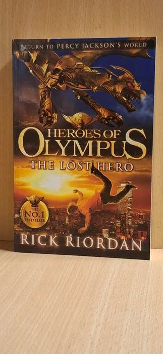 Heroes of Olympus - The Lost Hero: Rick Riordan  (Paperback)  NEW CONDITION