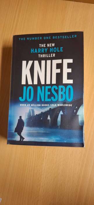 Knife: Jo Nesbo (Paperback)