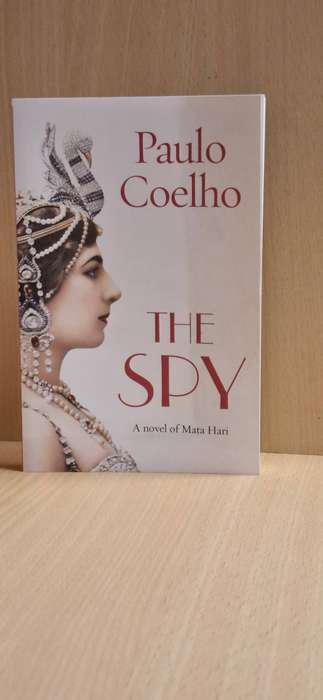 The Spy : Paulo Coelho  (Paperback)