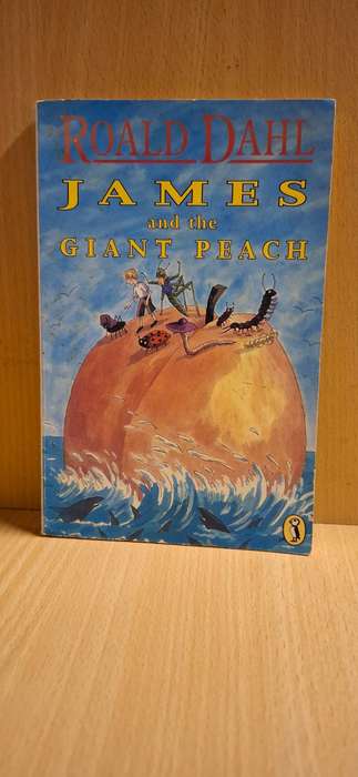 James and the Giant Peach : Roald Dahl (Paperback)