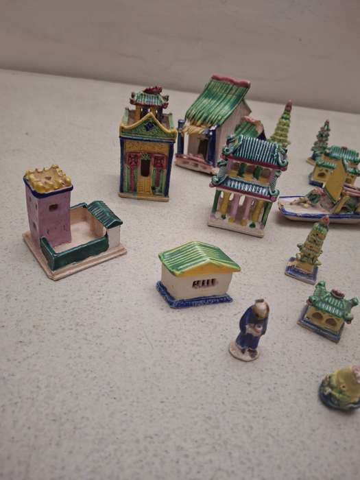 A nice lot of oriental miniature homes