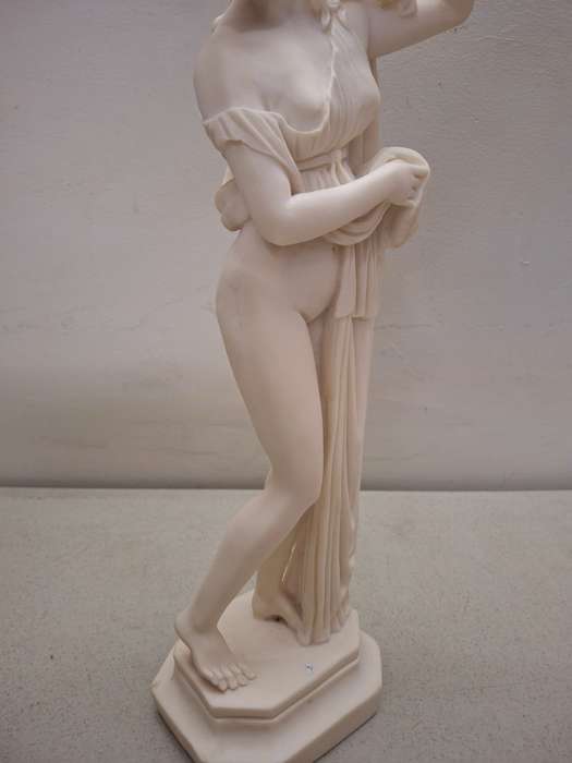 Stunning vintage resin lady figurine