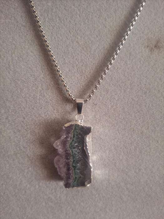 Rainbow flourtight crystsal pendant
