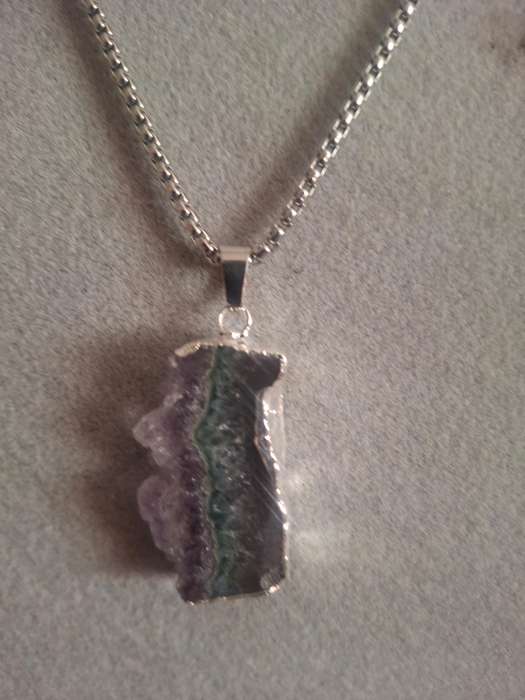 Rainbow flourtight crystsal pendant