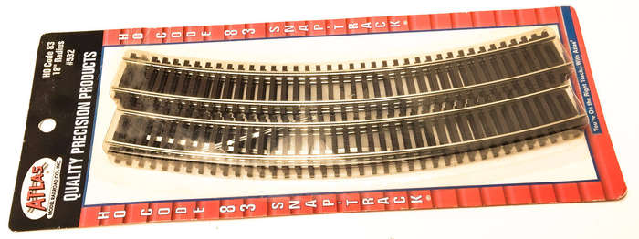 ATLAS: HO CURVED TRACK CODE-83 - 18" RADIUS #532 (6 TRACKS PER PACK)
