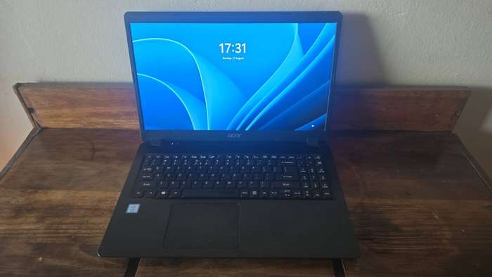 Acer Aspire a315-54k, Intel 8th Gen i3, 12gb Ram, 256gb SSD