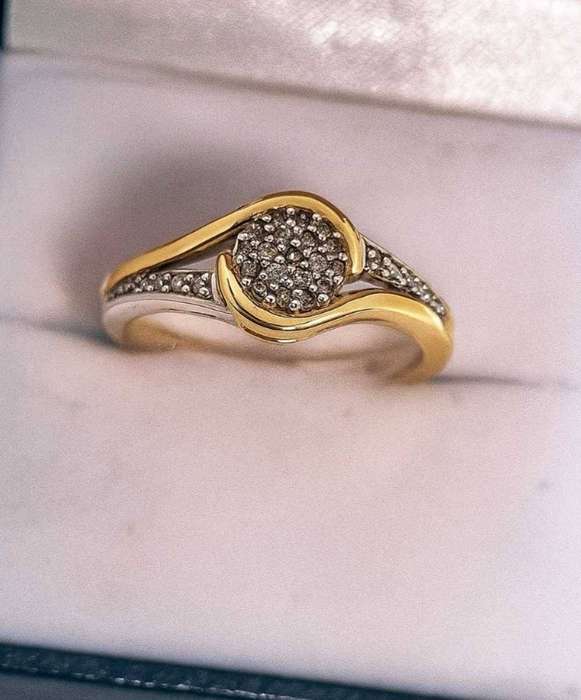 9ct Yellow Gold and Sterling Silver Diamond Ring