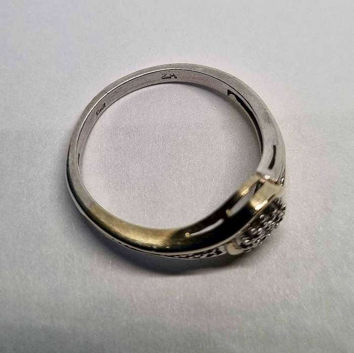 9ct Yellow Gold and Sterling Silver Diamond Ring