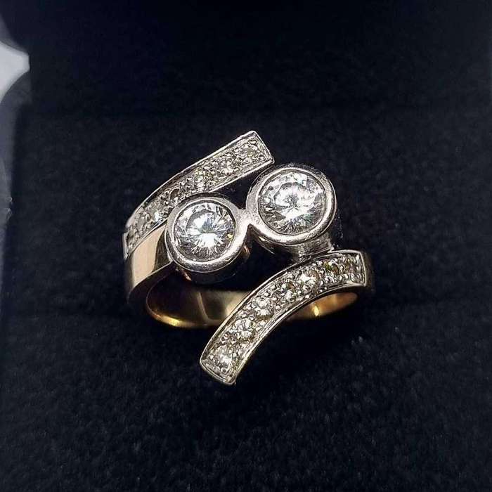 9ct Gold Diamond Ring