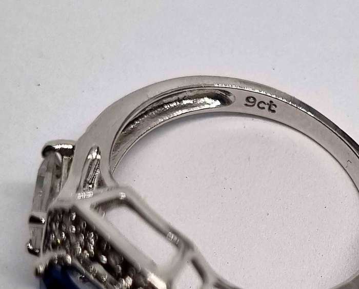 9ct White Gold Cubic Zirconia and Diamond Ring