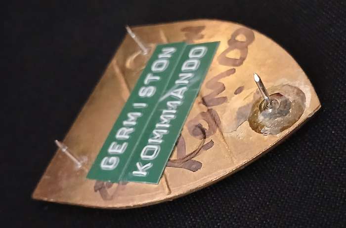 SADF GERMISTON COMMANDO SHOULDER FLASH       ( ONE PIN REPAIRED )               L45