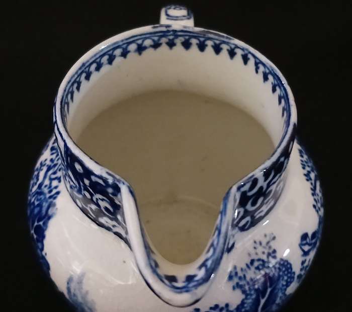 EARLY TGG MILK JUG BLUE AND WHITE MING