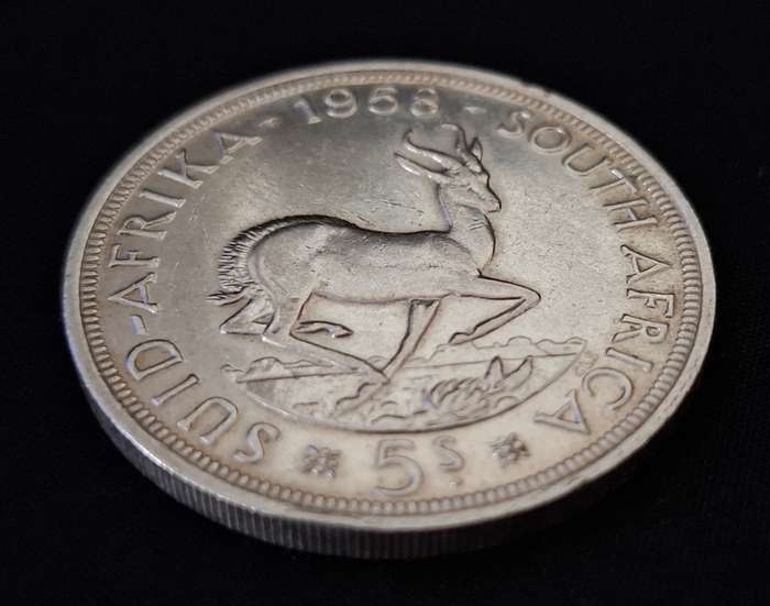 1958 Union of SA Crown / 5 Shillings                         JJ12