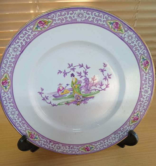 Oriental theme Fenton China plate