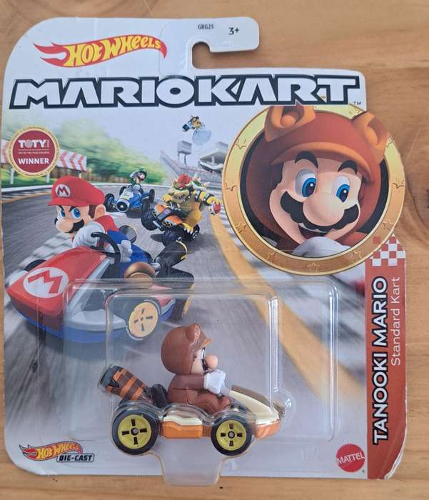 Hot Wheels Mario Kart Tanooki Mario
