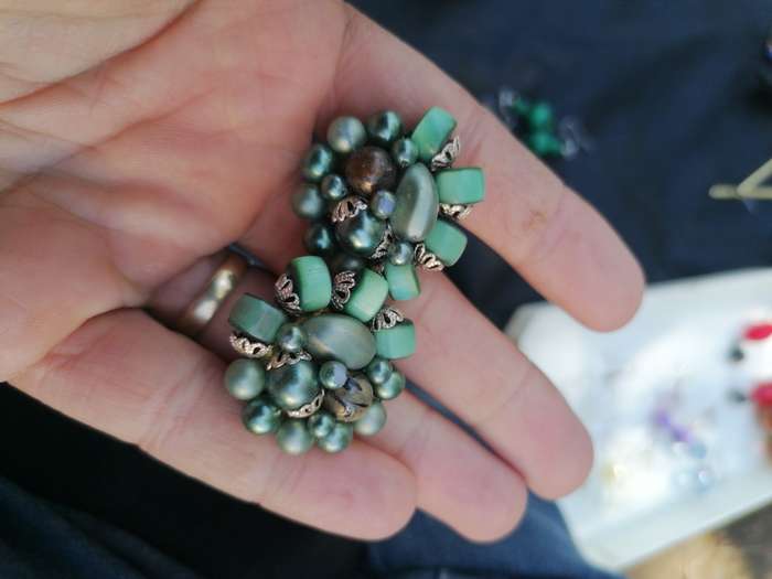Vintage earrings. Price for the lot