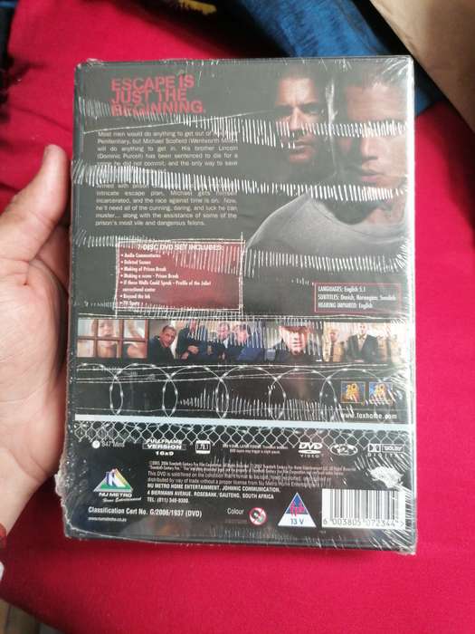 THE COMPLETE FIRST SEASON PRISON BREAK