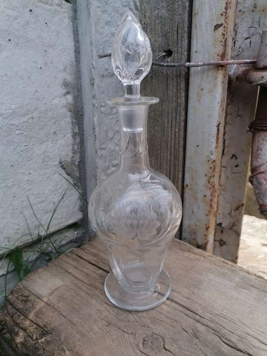 RARE FIND SMALL VINTAGE WEBB CRYSTAL -ENGLAND GLASS WINE DECANTER