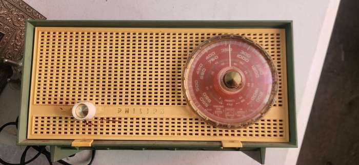 Rare find Working vintage valve radio. Model:Phillips Philettina B1 092A 1940s Made in Germany.