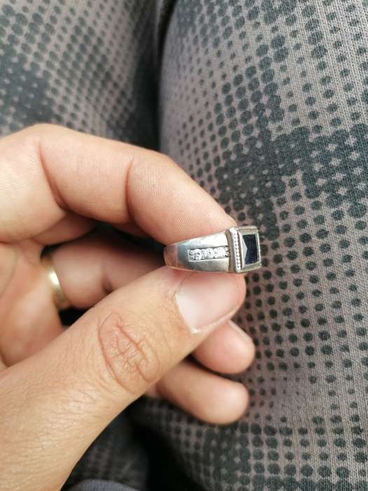 Small solid 925 sterling silver ring