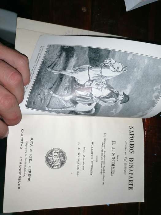 Napoleon Bonaparte  HJ SCHIMMEL