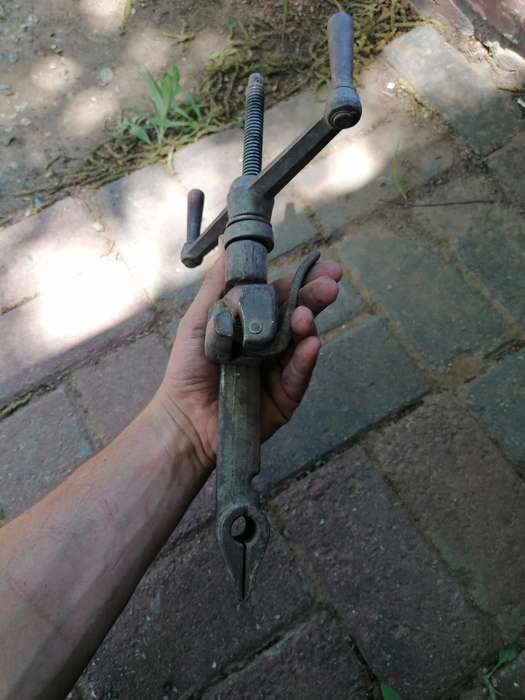 Vintage strapping tool