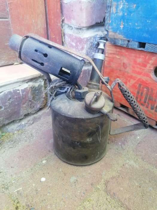 Blow torch