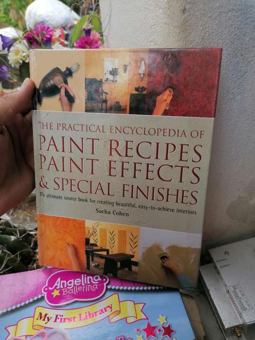 THE PRACTICAL ENCYCLOPEDIA OF PAINT RECIPES PAINT EFFECTS & SPECIAL FINISHES