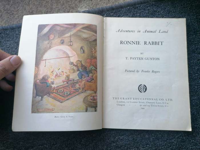 RONNIE RABBIT by T. Payten Gunton  Illustrated by Frank Roger's 1949