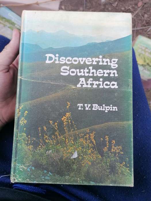 Discovering Southern Africa Book by T. V. Bulpin