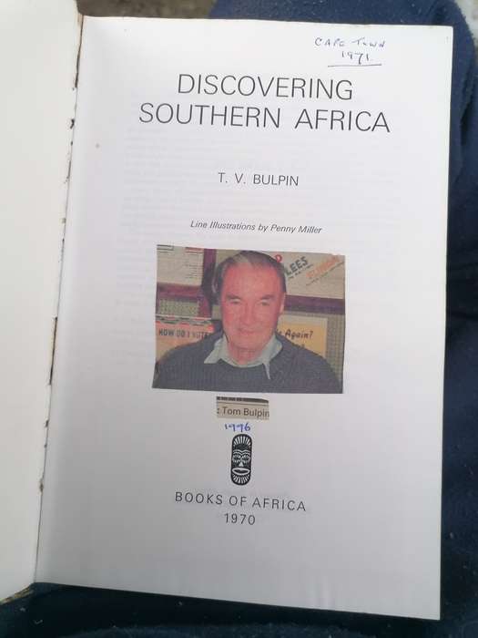 Discovering Southern Africa Book by T. V. Bulpin