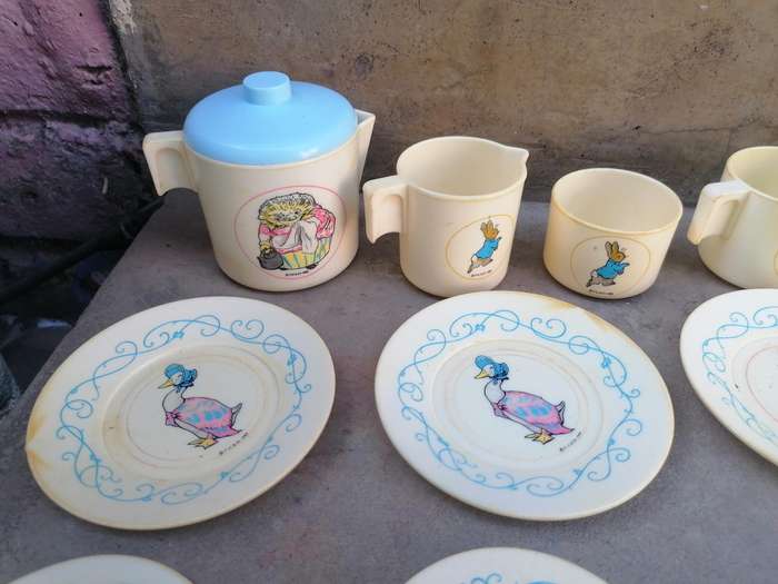 vintage Peter Rabbit toy tea set,1983