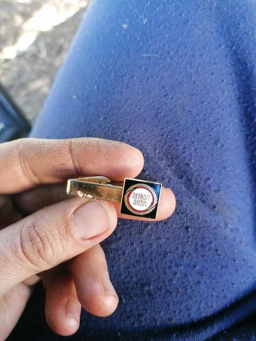 Vintage Detroit Diesel Advertising tie pin
