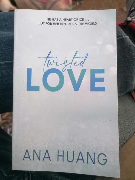 Twisted Love Ana Huang book