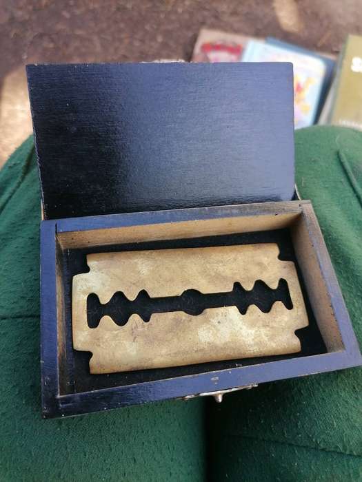 Vintage Boxed Solid Brass For A Real Cut Up Razor Blade