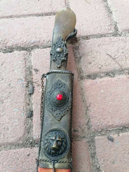 Cool looking dagger marked 1821 on blade. Condition as per picture