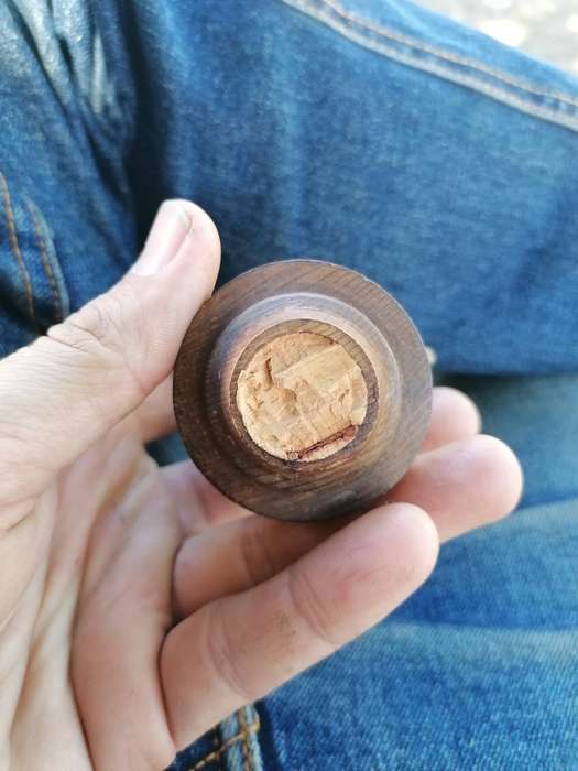 Vintage Hand Carved Moving Pair Of Italian Lovers Wine Cork Stopper as per picture
