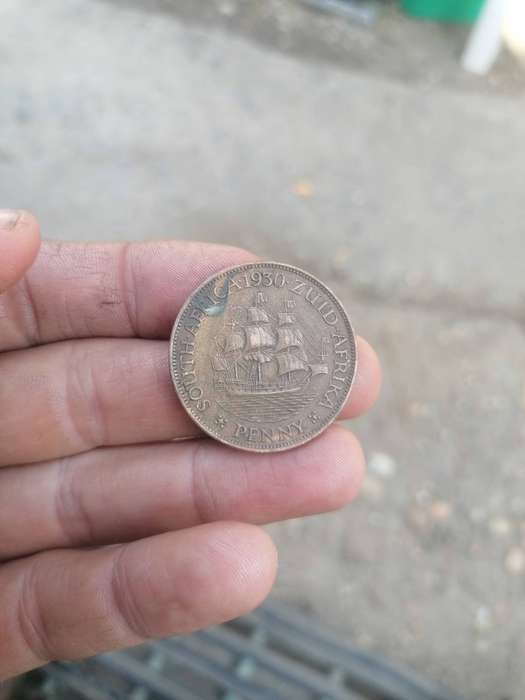 Very nice condition 1930 Zuid Afrika penny. Seldom seen in this condition
