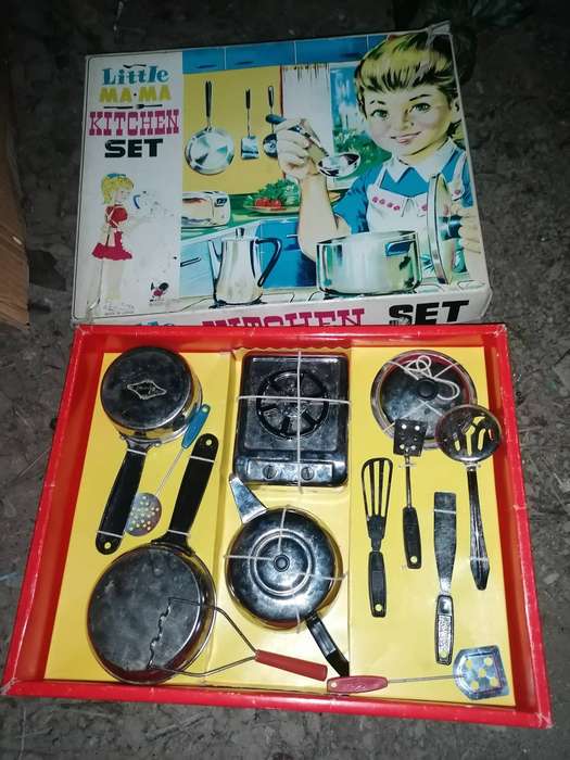 Rare find a original vintage metal children kitchen set