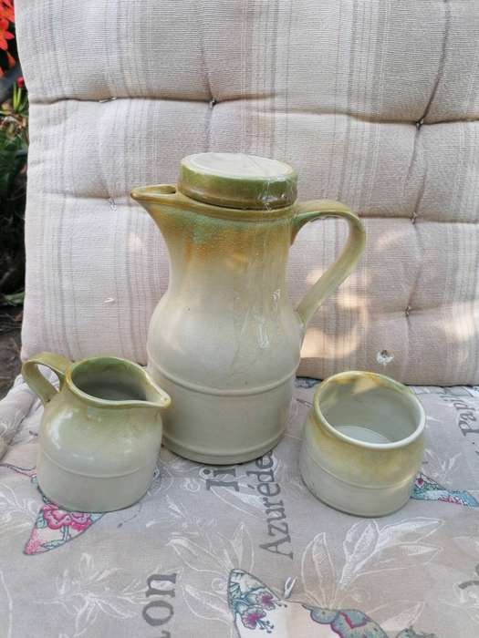 Vintage Kilncraft Light Sage Green Teapot Coffepot Milk Jug & Sugar Bowl Set