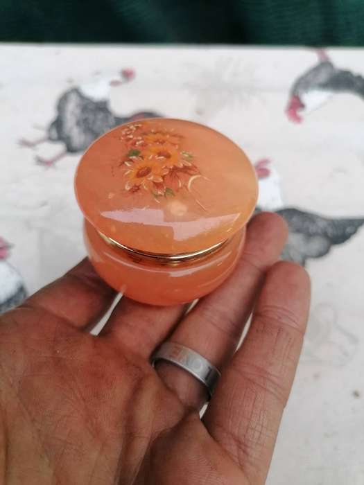 Small Vintage Genuine Alabaster Hand Carved Trinket Box Made in Italy