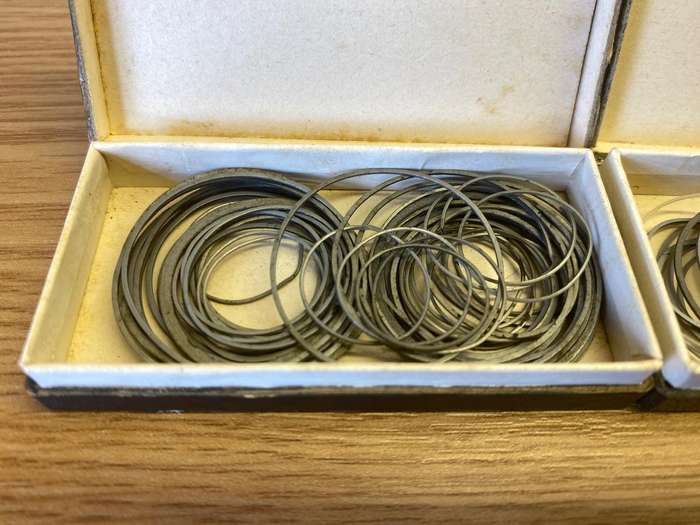 Gaskets for waterproof watch cases