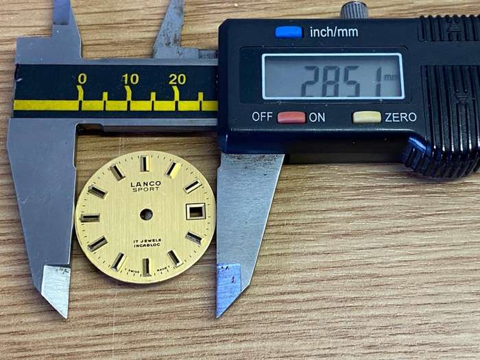 LANCO SPORT- 28.5mm dial
